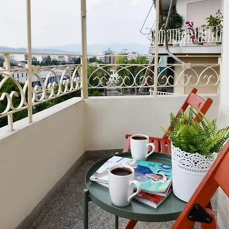 Appartement Themis 10 *